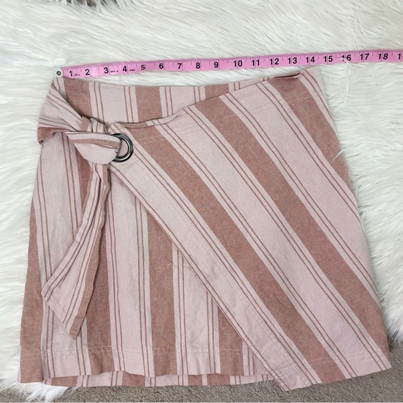 Free People Tuscan Sunrise Linen Wrap Skirt in Pink combo- Size 8 - Picture 10 of 11